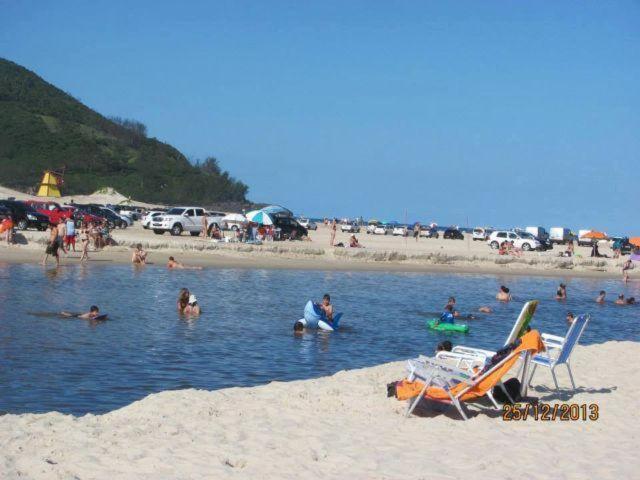 הוילה גרופאבה Flats Da Barrinha Da Ferrugem A 500Mt Do Mar מראה חיצוני תמונה
